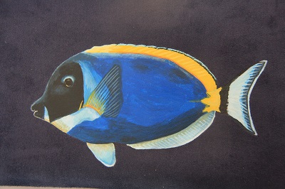 poisson chirurgien peint main suédine marine