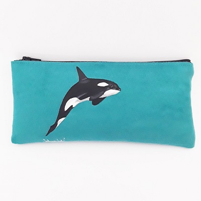 trousse crayons peint main suédine turquoise willy orque