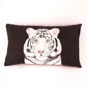 Coussin peint main suédine noire tigre blanc kitsch lorraine